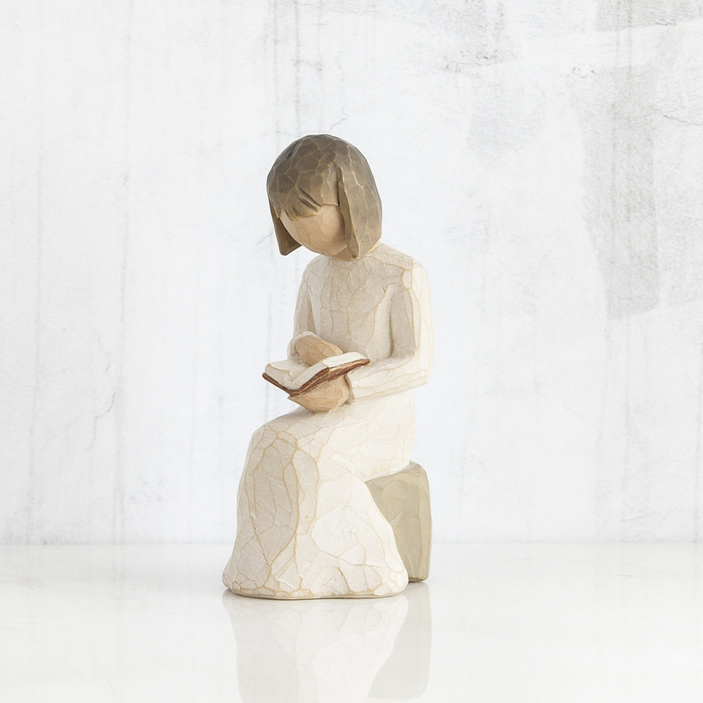Wisdom figurine as a learning and reflection keepsake gift