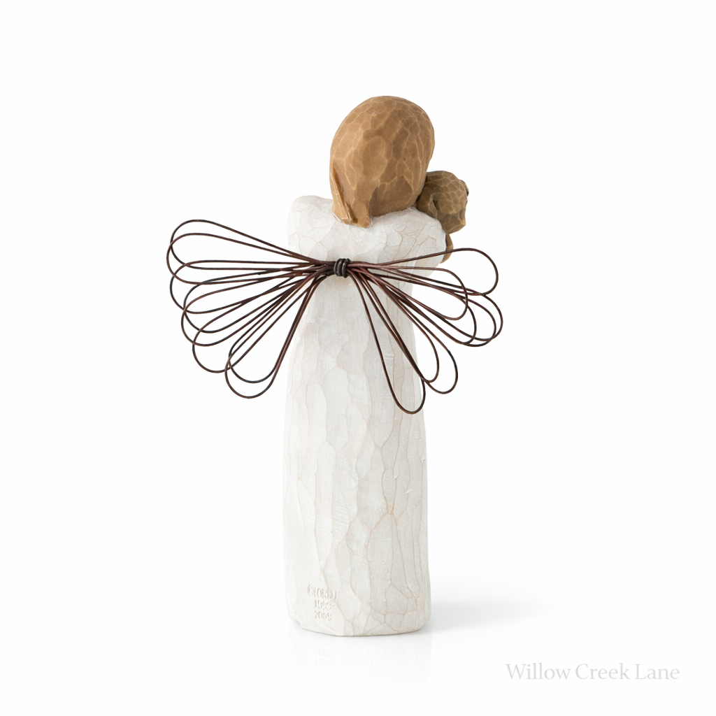 Angel of Friendship figurine as a meaningful gift for a close friend