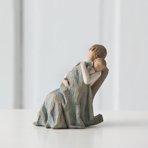 The Quilt figurine as a mother and child family keepsake gift