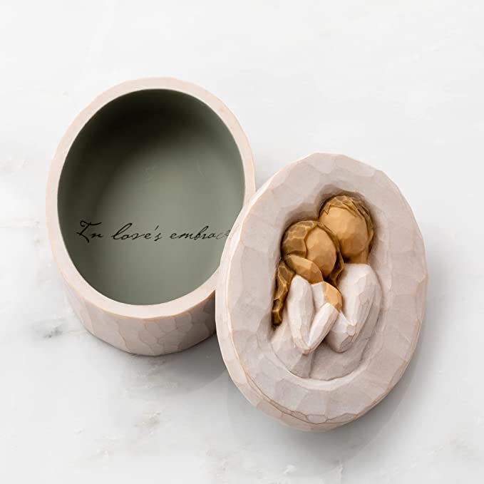 Embrace keepsake box as a romantic love and relationship gift