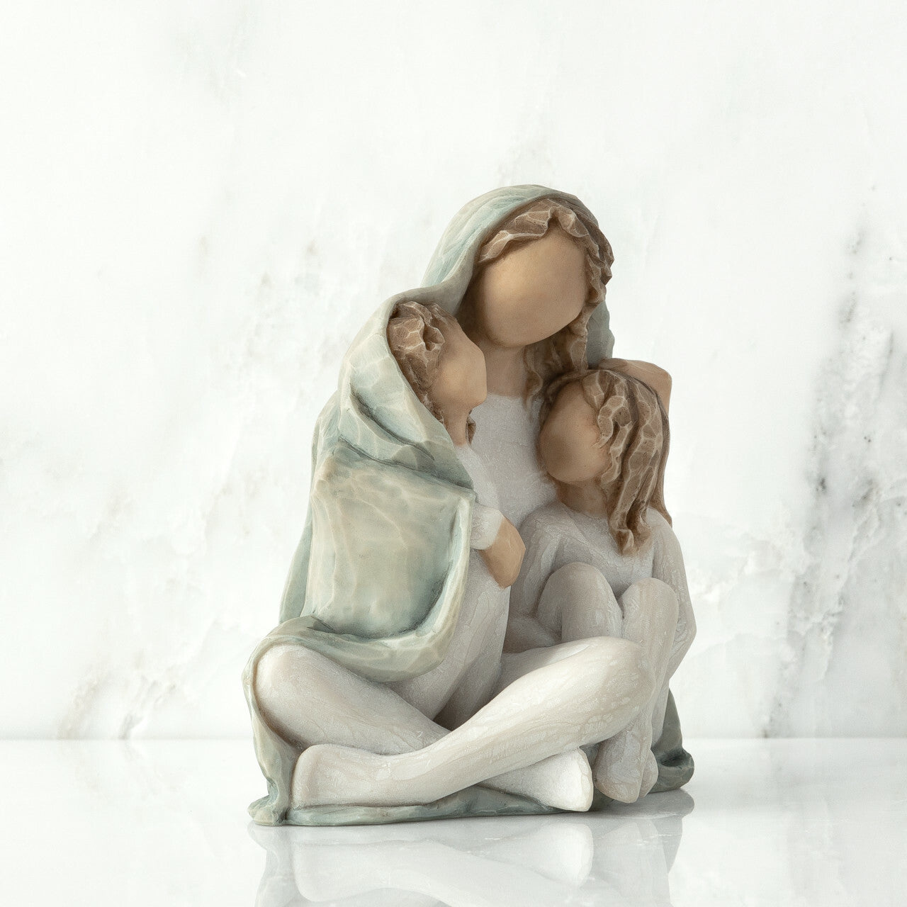 Cozy figurine as a mother and children family keepsake gift