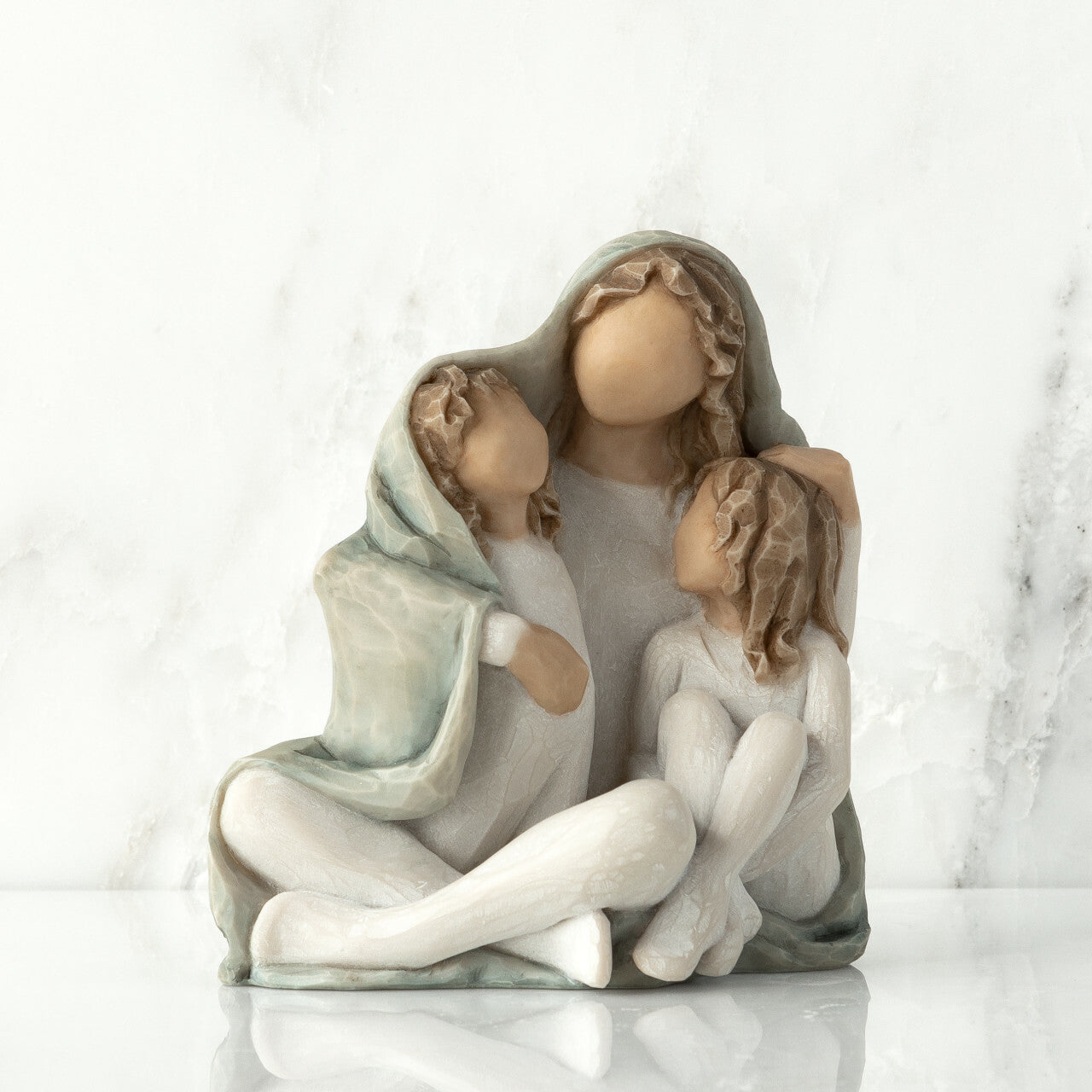 Cozy figurine as a mother and children family keepsake gift