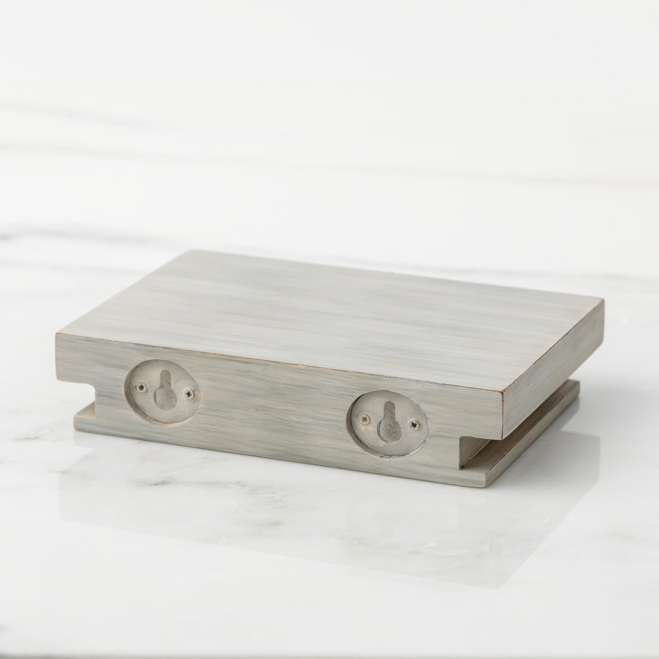 Set of 2 rectangle shelves for displaying figurines and keepsakes